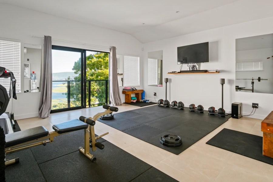 6 Bedroom Property for Sale in Old Place Western Cape